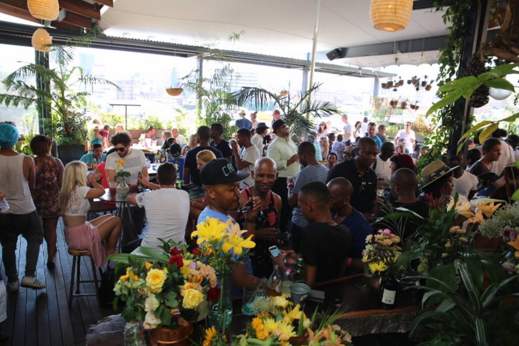 super cool saturday living room